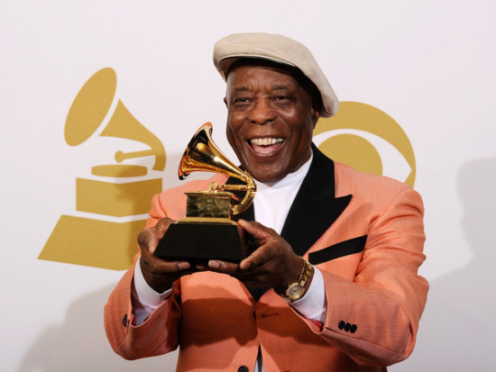 Grammy a zlatý gramofónik pre Buddy Guya