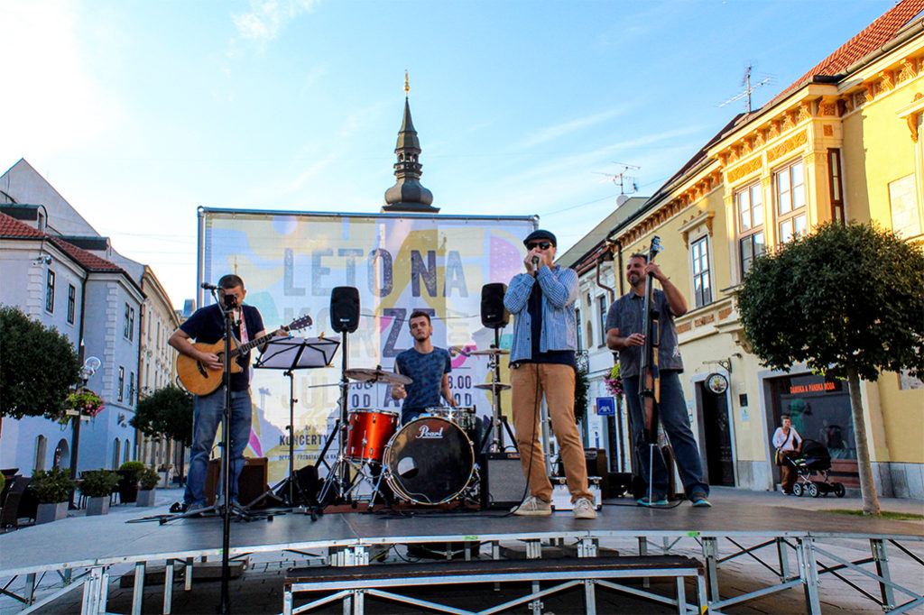 Bluesový koncert bluesový koncert trnavskej kapely Second Band v rámci projektu Leto na korze 2017 v Trnave