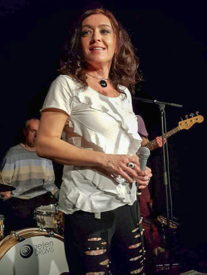 Slovenská bluesová speváčka Silvia Josifoska