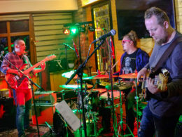 Česká kapela The Bladerstones pokrstila nový album na Slovensku