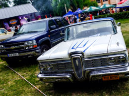 V Sobotke u Jičína sa uskutočnil 8. ročník zrazu amerických automobilov a motocyklov Rumcajsova V8